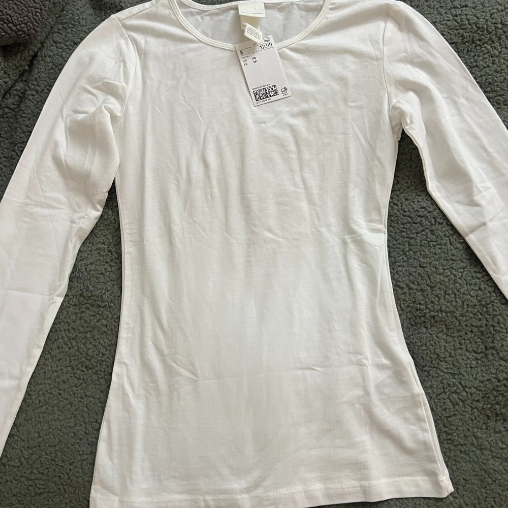 H&M Long sleeve, Knit Top, Size XS, White, NWT